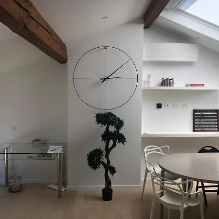 Nettuno Apartman Bologna
